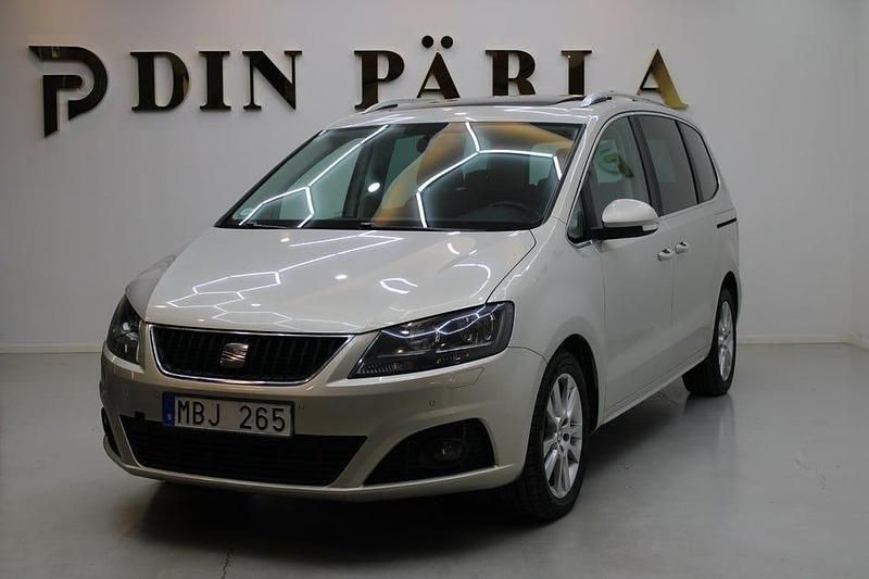 Begagnad Seat Alhambra Ecomotive 140 HK (102 kW) 2012 Brun Minibuss