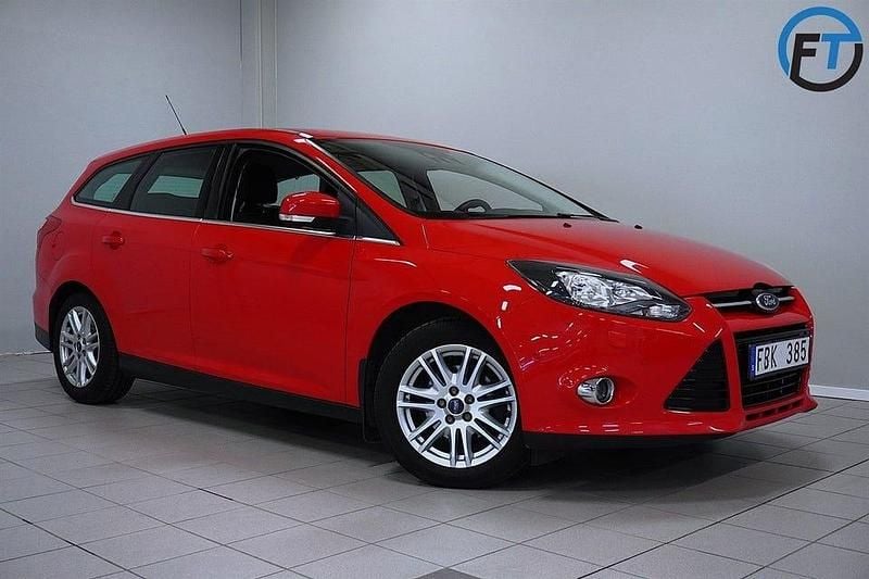 Röd Begagnad 2012 Ford Focus Titanium Kombi | 39 900 kr (Bra pris) - Bild 1/4