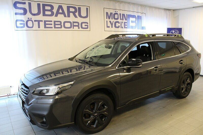Grå Begagnad 2021 Subaru Outback SUV | 339 900 kr (Marknadspris) - Bild 1/4