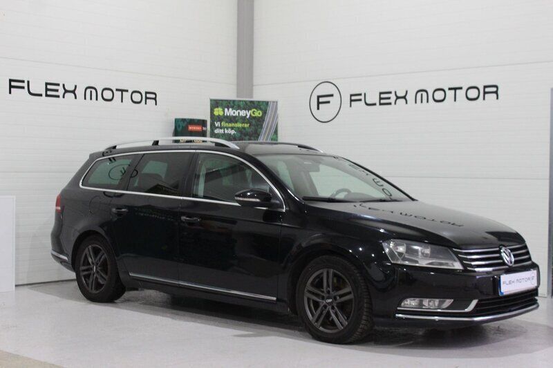 Svart Begagnad 2012 VW Passat Kombi | 62 800 kr (Marknadspris) - Bild 1/4
