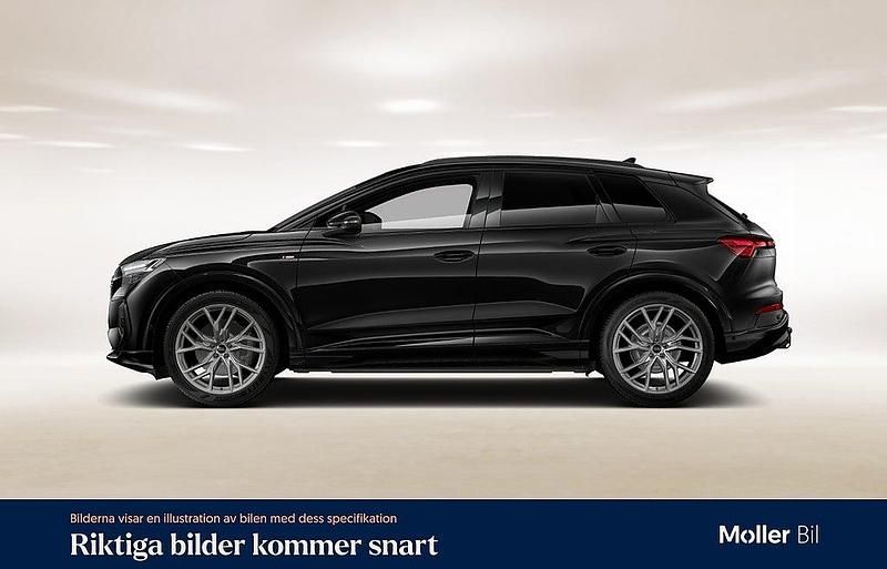 Begagnad Audi Q4 e-tron S-Line 210 kW (286 HK) 2025 Svart SUV