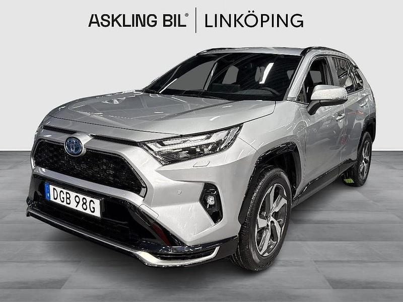 Silver Begagnad 2025 Toyota RAV4 Edition SUV | 519 000 kr (Bra pris) - Bild 1/4