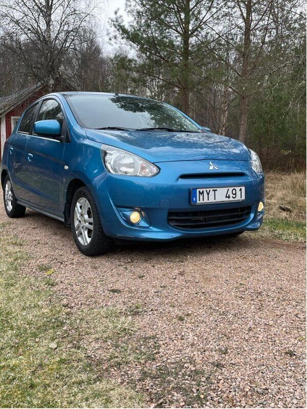Blå Begagnad 2013 Mitsubishi Space Star Kombi | 65 000 kr - Bild 1/4