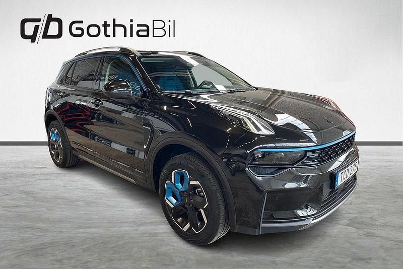 Svart Begagnad 2021 Lynk & Co 01 SUV | 239 900 kr - Bild 1/4