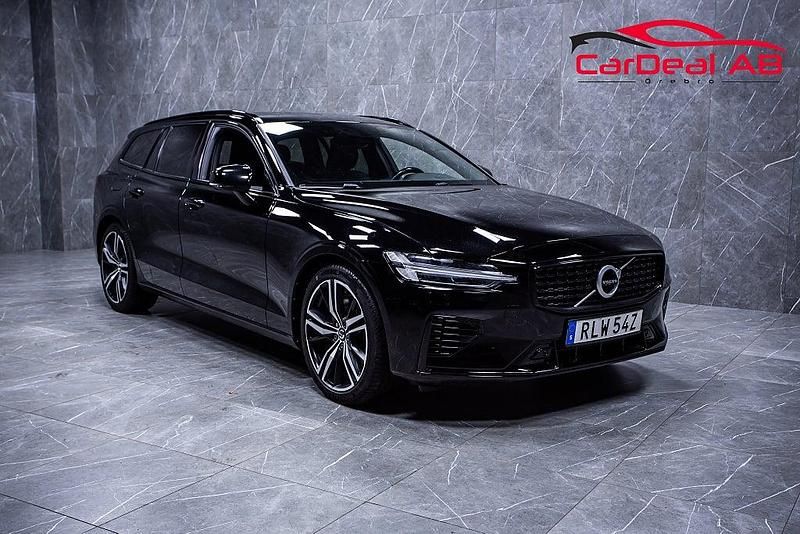 Svart Begagnad 2020 Volvo V60 R-Design Kombi | 259 800 kr (Dyr) - Bild 1/4