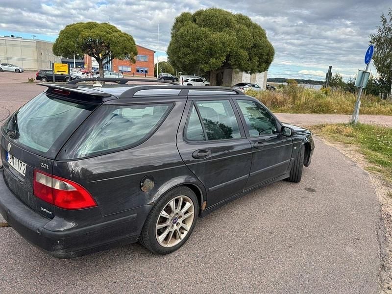 Svart Begagnad 2005 Saab 9-5 Linear Kombi | 10 000 kr (Superpris) - Bild 1/4