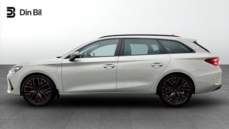 Begagnad Cupra Leon VZ 177 HK (130 kW) 2025 Taiga grey Kombi