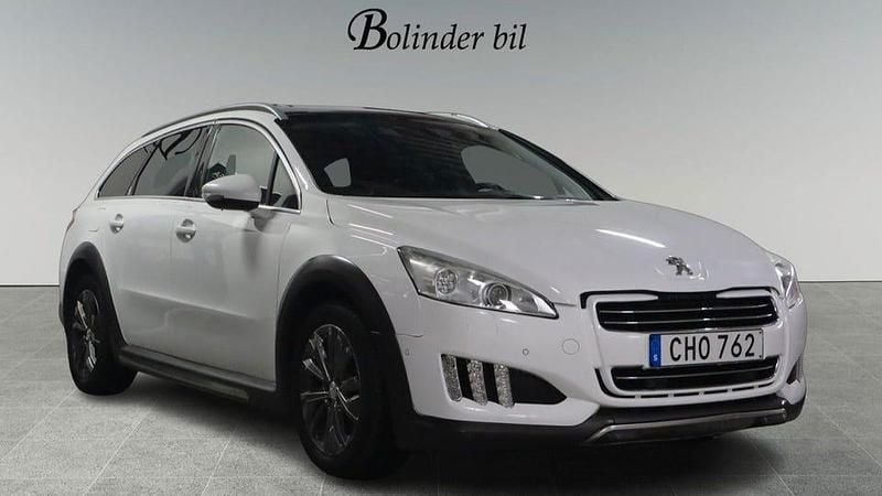 Vit Begagnad 2014 Peugeot 508 RXH Kombi | 109 800 kr - Bild 1/4