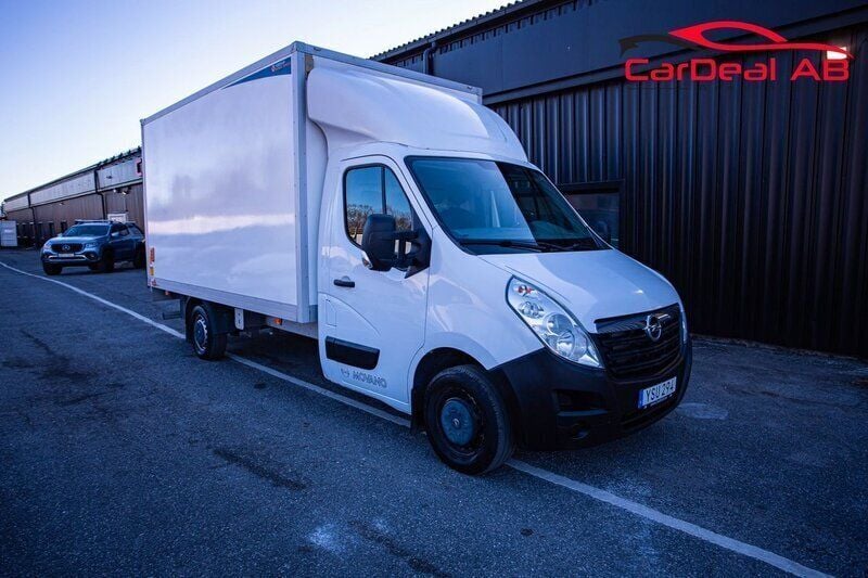 Vit Begagnad 2017 Opel Movano Van | 189 800 kr (Lite dyr) - Bild 1/4
