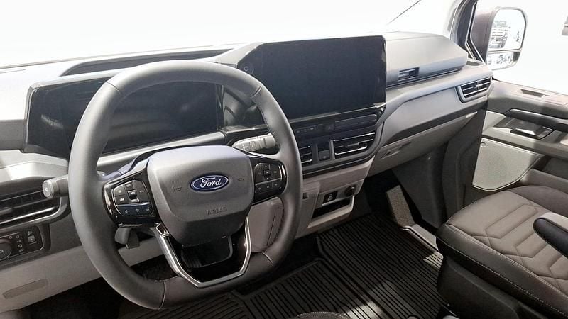 Ny Ford Tourneo Titanium 2025 Kombi
