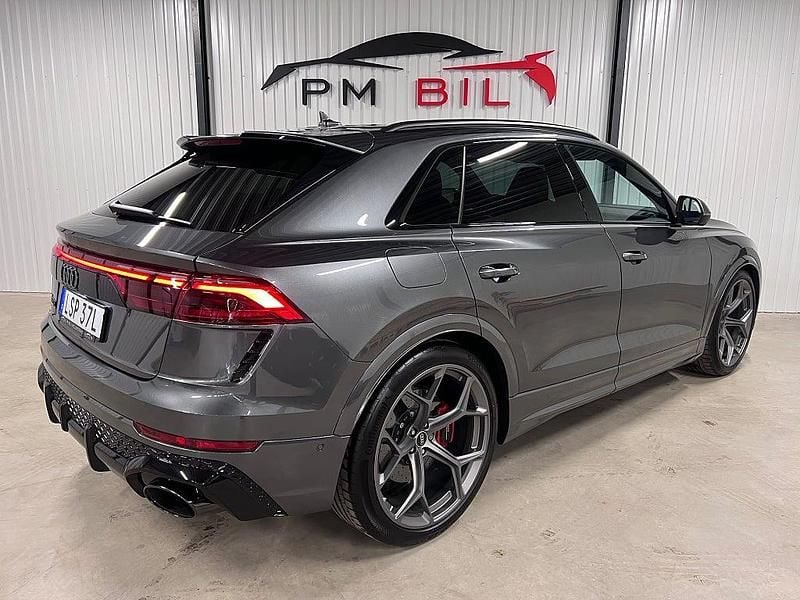 Begagnad Audi RS Q8 Performance 2025 Grå SUV