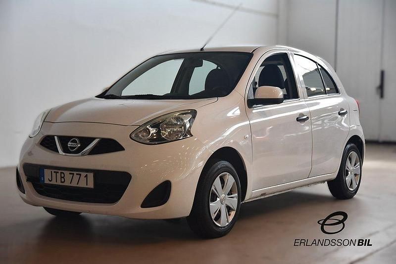 Vit Begagnad 2015 Nissan Micra Halvkombi | 69 900 kr (Marknadspris) - Bild 1/4