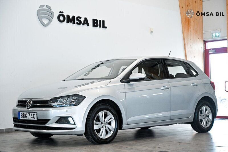 Silver Begagnad 2020 VW Polo Halvkombi | 122 800 kr (Marknadspris) - Bild 1/4
