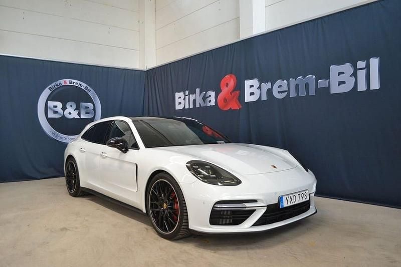 Vit Begagnad 2018 Porsche Panamera Turbo Sport Turismo Sedan | 725 000 kr - Bild 1/4