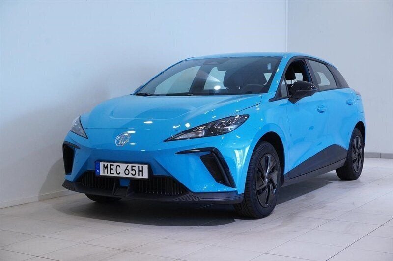 Blå Begagnad 2023 MG MG4 EV Halvkombi | 234 800 kr (Superpris) - Bild 1/4