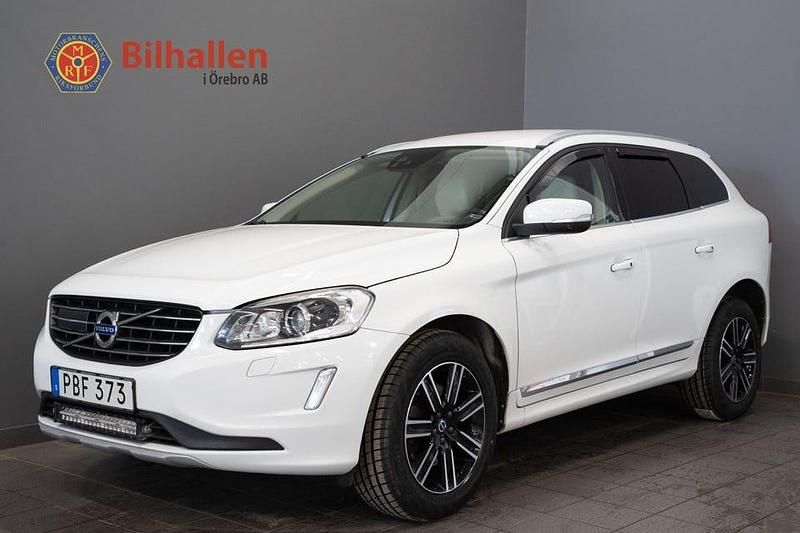 Vit Begagnad 2016 Volvo XC60 Standard SUV | 199 900 kr (Marknadspris) - Bild 1/4