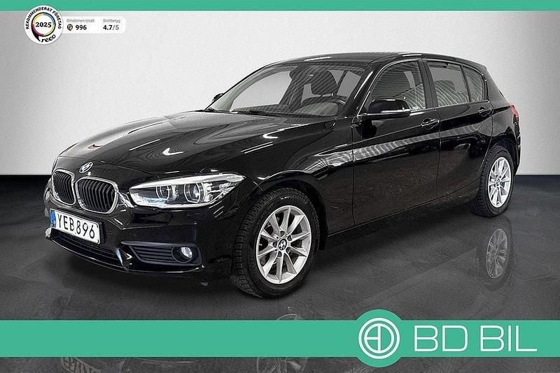 Svart Begagnad 2016 BMW 116 Advantage Halvkombi | 154 700 kr (Marknadspris) - Bild 1/3