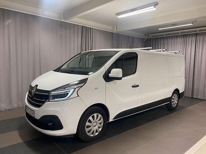 Vit Begagnad 2020 Renault Trafic Van | 262 375 kr (Marknadspris) - Bild 1/4