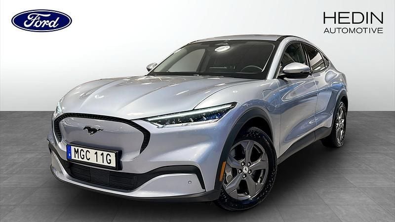 Grå (grey) Begagnad 2022 Ford Mustang Mach-E Standard Range SUV | 364 900 kr - Bild 1/4