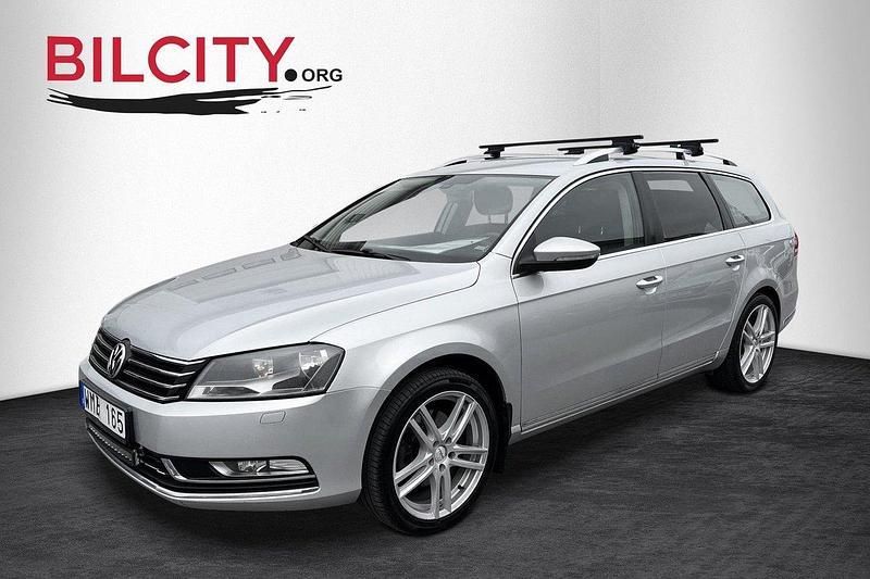 Silver (silvermetallic) Begagnad 2014 VW Passat Kombi | 79 900 kr (Marknadspris) - Bild 1/4