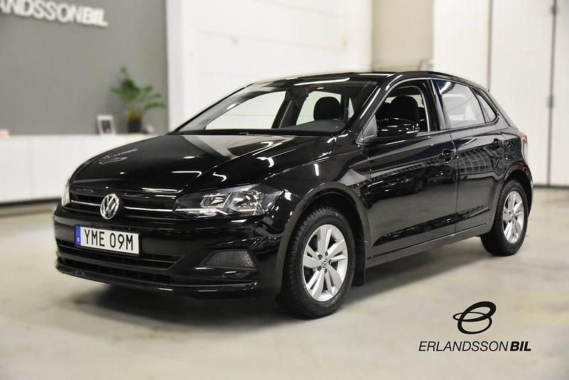 Svart Begagnad 2019 VW Polo Halvkombi | 124 900 kr (Marknadspris) - Bild 1/4