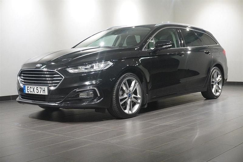 Svart Begagnad 2020 Ford Mondeo Titanium Kombi | 219 900 kr (Dyr) - Bild 1/4