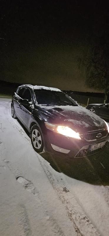 Begagnad Ford Mondeo 163 HK (119 kW) 2010 Kombi