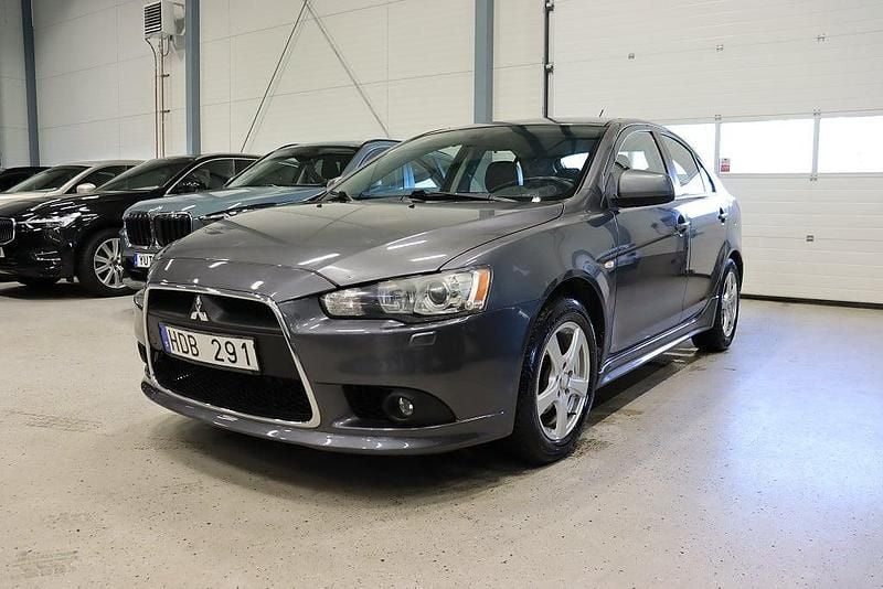 Begagnad Mitsubishi Lancer Sportback 143 HK (105 kW) 2009 Grå Halvkombi