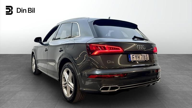 Begagnad Audi Q5 Competition 252 HK (185 kW) 2020 Grå SUV