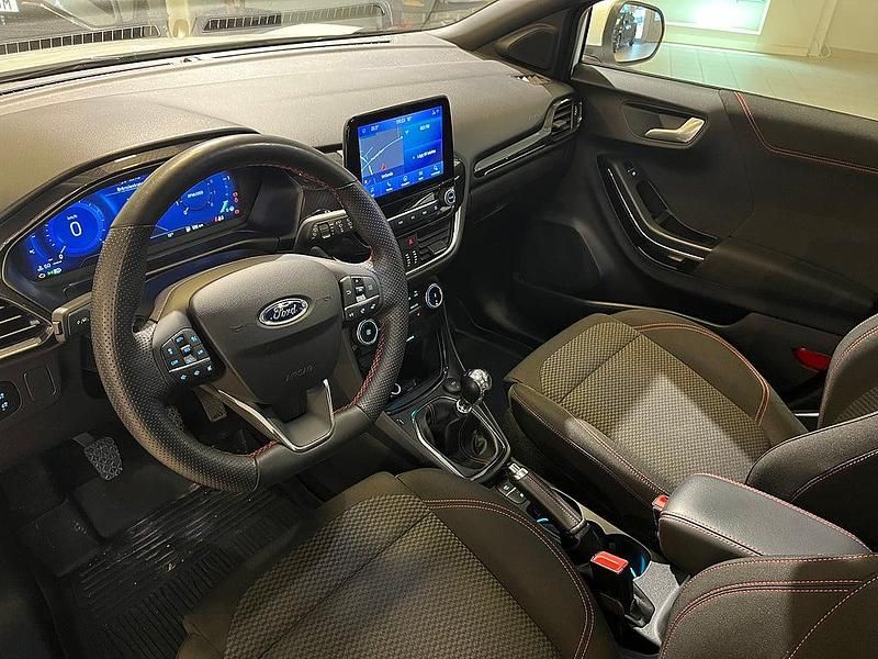 Begagnad Ford Puma ST-Line 125 HK (91 kW) 2022 Vit SUV