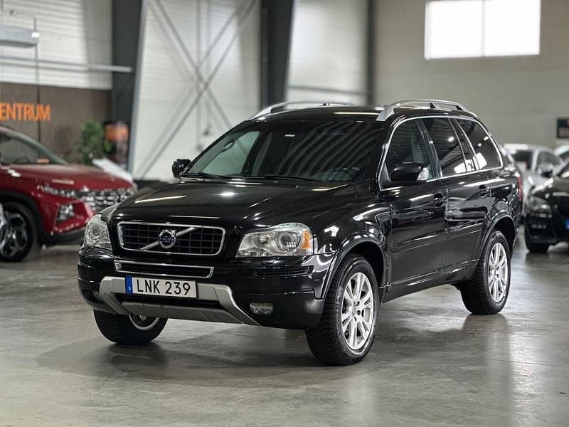 Svart Begagnad 2014 Volvo XC90 Summum SUV | 129 900 kr (Superpris) - Bild 1/4