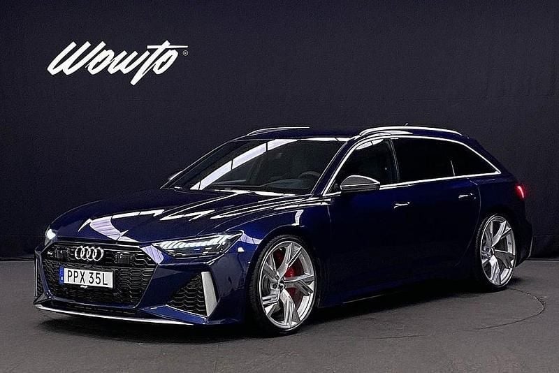 Begagnad Audi RS6 Design 600 HK (441 kW) 2020 Navara blue metallic Kombi