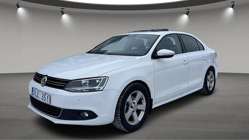 Begagnad VW Jetta GT 105 HK (77 kW) 2011 Vit Sedan