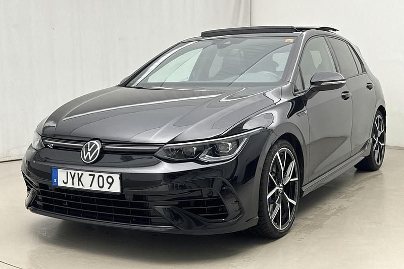 Svart Begagnad 2022 VW Golf VIII R | 395 000 kr (Marknadspris) - Bild 1/4