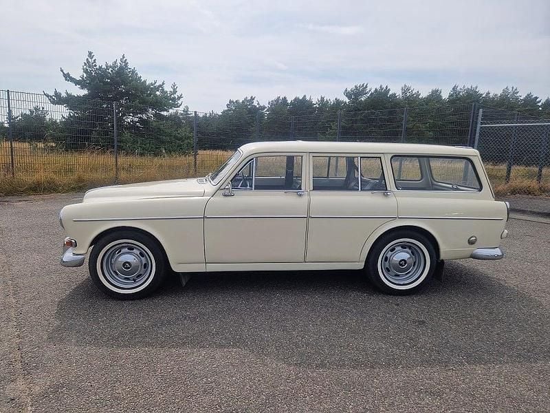Vit Begagnad 1968 Volvo Amazon Kombi | 239 000 kr - Bild 1/4