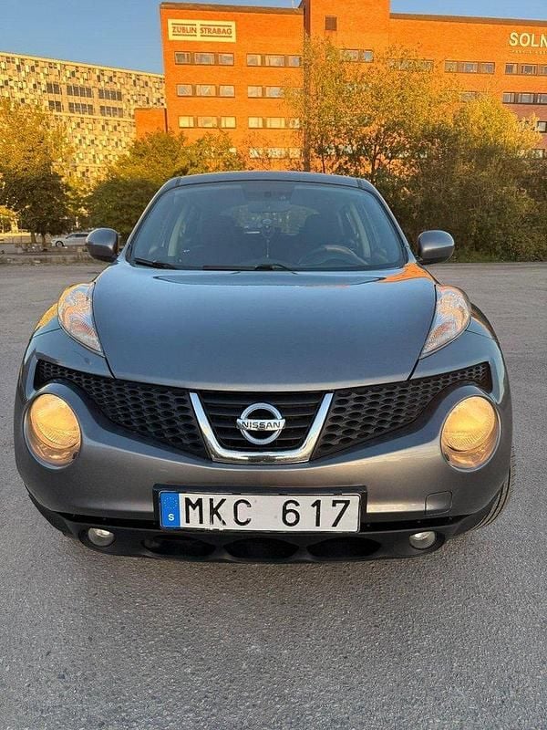 Grå Begagnad 2013 Nissan Juke SUV | 55 000 kr (Marknadspris) - Bild 1/4