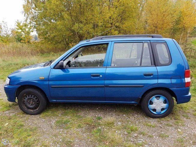 Mazda demio 1998