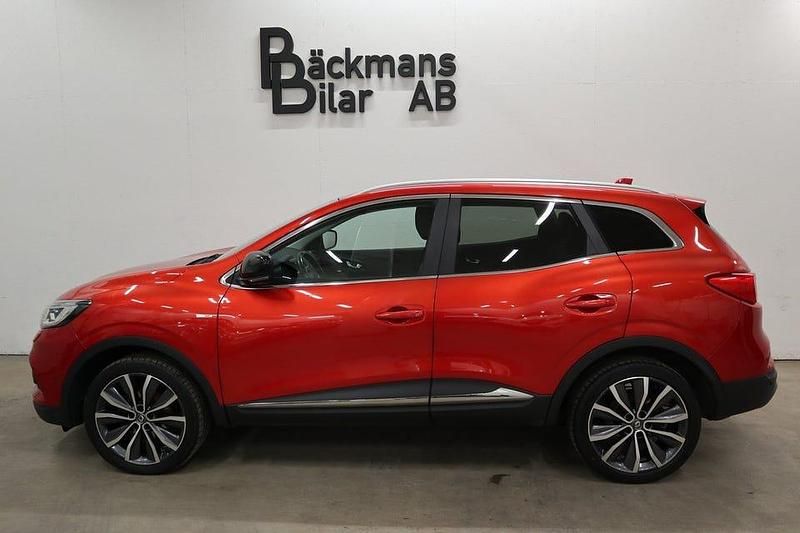 Röd Begagnad 2018 Renault Kadjar Bose Edition SUV | 159 000 kr (Lite dyr) - Bild 1/4