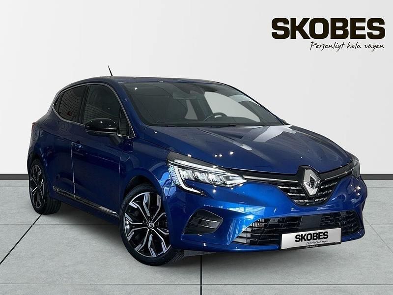 Begagnad 2022 Renault Clio V Intens Halvkombi | 169 900 kr (Lite dyr) - Bild 1/3