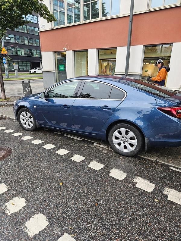 Begagnad 2016 Opel Insignia Halvkombi | 86 000 kr (Bra pris) - Bild 1/4