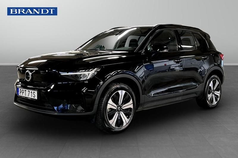 Begagnad Volvo XC40 Single Motor 175 kW (238 HK) 2023 Svart SUV
