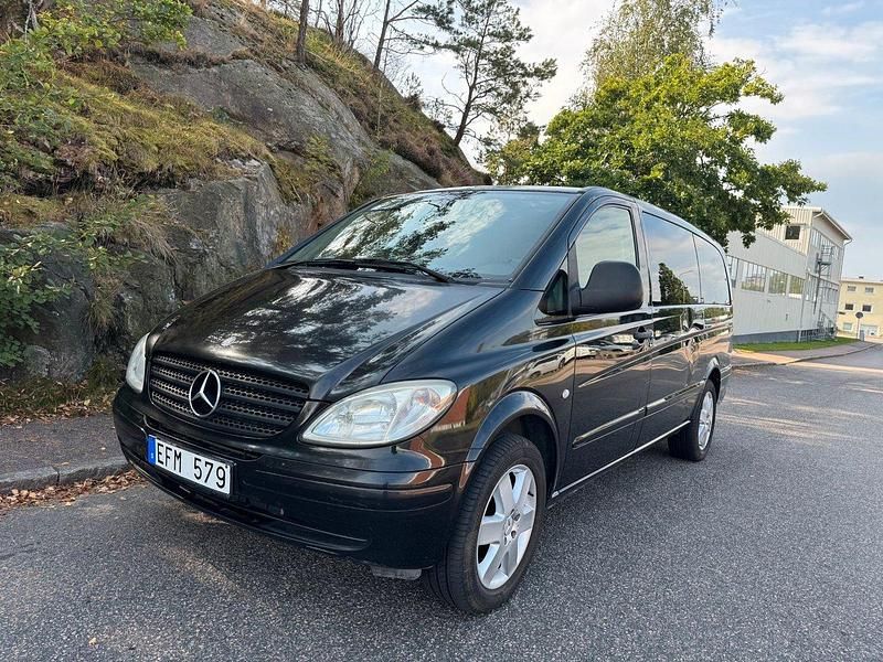 Svart Begagnad 2010 Mercedes Vito Minibuss | 99 999 kr - Bild 1/4