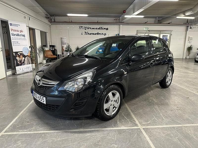 Begagnad Opel Corsa Enjoy 86 HK (63 kW) 2014 Svart Halvkombi