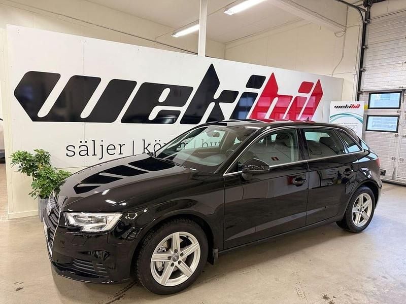 Svart Begagnad 2018 Audi A3 Proline Sedan | 169 500 kr (Marknadspris) - Bild 1/4