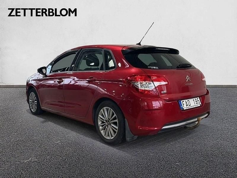 Begagnad Citroën C4 114 HK (83 kW) 2012 Röd Kombi