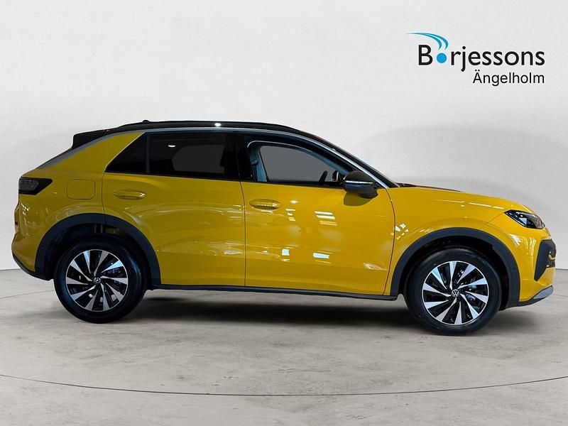 Ny VW T-Roc 150 HK (110 kW) 2026 Gul SUV