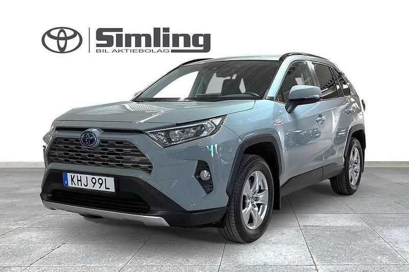 Begagnad Toyota RAV4 Hybrid Active 222 HK (163 kW) 2022 Grön SUV