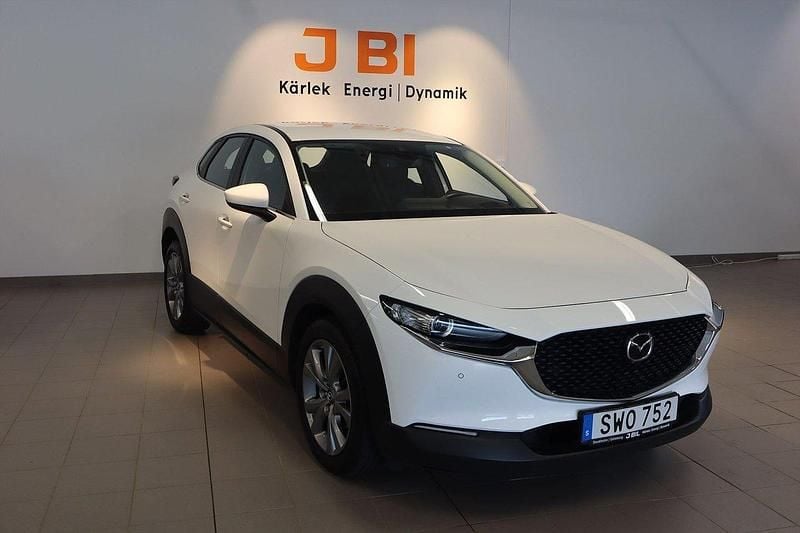 Vit Begagnad 2022 Mazda CX-30 Sky SUV | 229 900 kr (Bra pris) - Bild 1/4