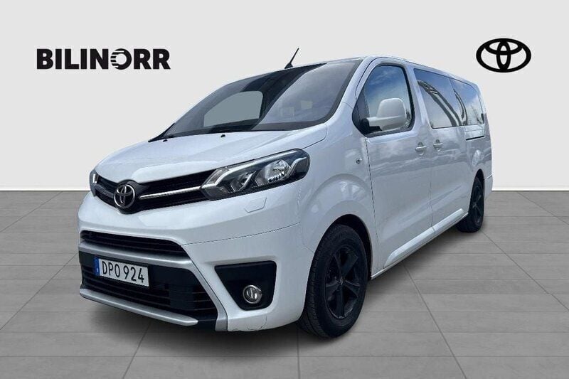 Vit Begagnad 2020 Toyota Proace Verso Kombi | 299 900 kr (Marknadspris) - Bild 1/3