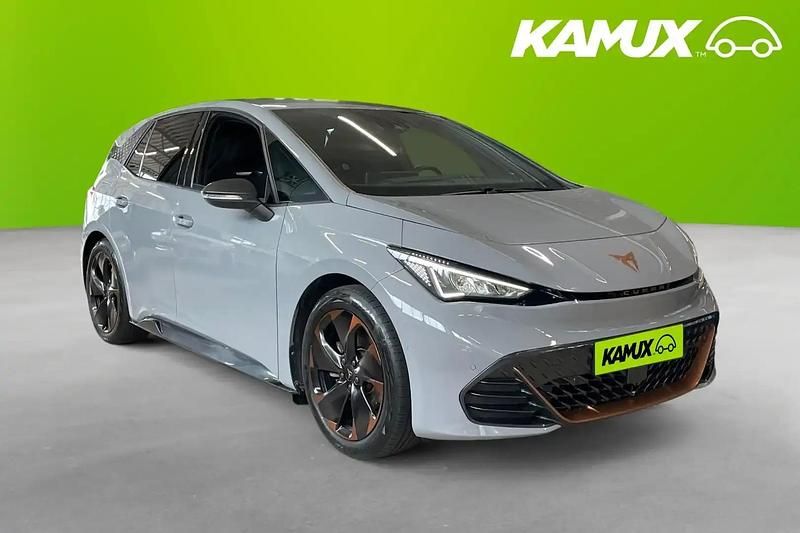 Silver/grå Begagnad 2022 Cupra Born Halvkombi | 258 700 kr - Bild 1/4